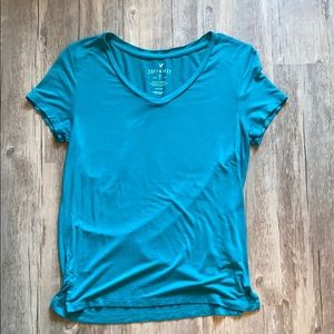 Soft & sexy American Eagle tee